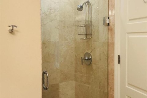 Copropriété à louer à Fort Lauderdale, Floride: 3 chambres, 185.8 m2 № 2084384 - photo 11
