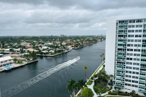 Copropriété à louer à Fort Lauderdale, Floride: 3 chambres, 185.8 m2 № 2084384 - photo 29