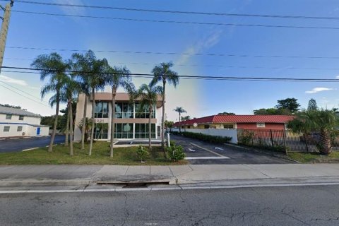 Immobilier commercial à vendre à Margate, Floride: 345.32 m2 № 1564594 - photo 6