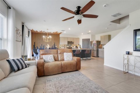 Villa ou maison à vendre à Clermont, Floride: 5 chambres, 248.42 m2 № 2356734 - photo 9