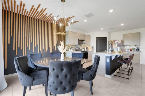 Villa ou maison à vendre à Clermont, Floride: 5 chambres, 248.42 m2 № 2356734 - photo 10