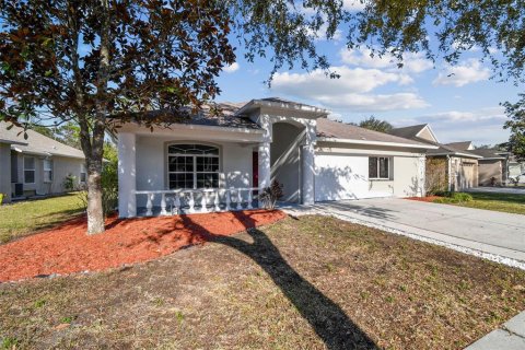 House in Land O' Lakes, Florida 4 bedrooms, 193.33 sq.m. № 1515427 - photo 5