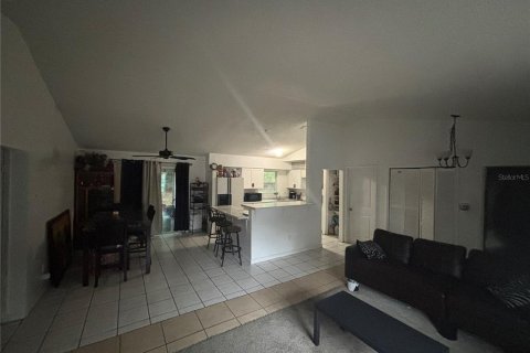 Casa en venta en Orlando, Florida, 3 dormitorios, 121.7 m2 № 1819648 - foto 4
