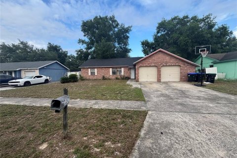 Casa en venta en Orlando, Florida, 3 dormitorios, 121.7 m2 № 1819648 - foto 1