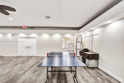 Condo in North Lauderdale, Florida, 3 bedrooms № 2082298 - photo 19
