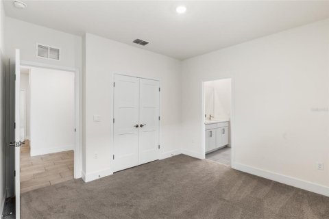 Casa en venta en Newberry, Florida, 4 dormitorios, 257.15 m2 № 1866314 - foto 22