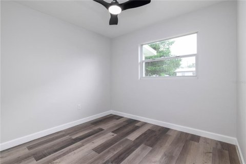 House in Avon Park, Florida 3 bedrooms, 110.09 sq.m. № 2229642 - photo 25