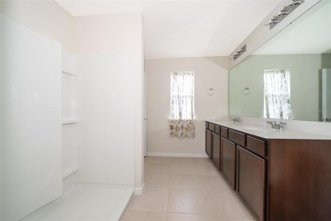 Villa ou maison à louer à Kissimmee, Floride: 4 chambres, 193.79 m2 № 2106180 - photo 28