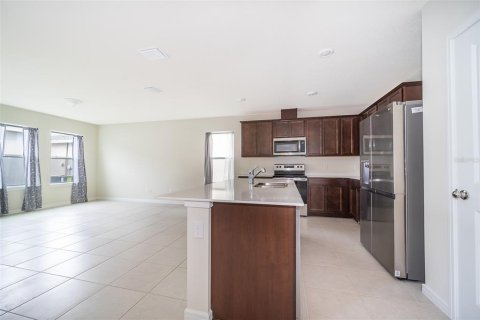 Villa ou maison à louer à Kissimmee, Floride: 4 chambres, 193.79 m2 № 2106180 - photo 10