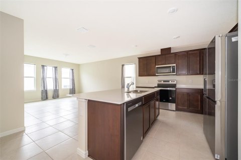 Villa ou maison à louer à Kissimmee, Floride: 4 chambres, 193.79 m2 № 2106180 - photo 11