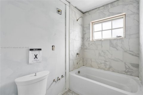 Copropriété à vendre à Miami Beach, Floride: 1 chambre, 51.1 m2 № 1809620 - photo 10