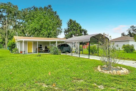 Villa ou maison à vendre à Dover, Floride: 2 chambres, 98.85 m2 № 2413752 - photo 2