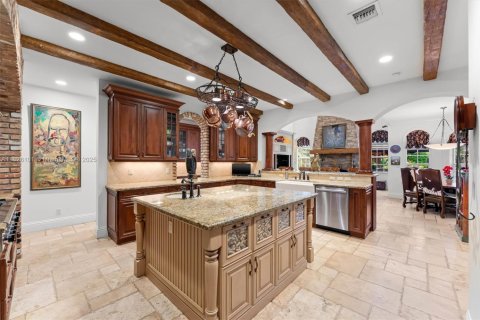 Casa en venta en Davie, Florida, 6 dormitorios, 527.5 m2 № 1799227 - foto 15