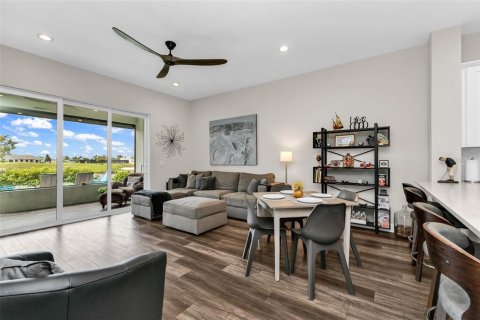 Villa ou maison à vendre à Punta Gorda, Floride: 2 chambres, 127.74 m2 № 2151888 - photo 8