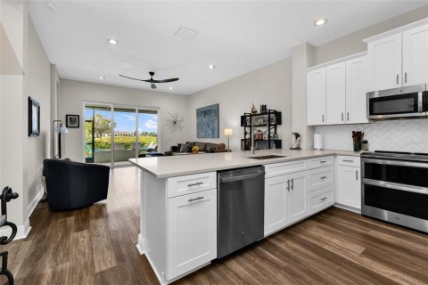 Villa ou maison à vendre à Punta Gorda, Floride: 2 chambres, 127.74 m2 № 2151888 - photo 5