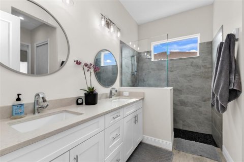 Villa ou maison à vendre à Punta Gorda, Floride: 2 chambres, 127.74 m2 № 2151888 - photo 16