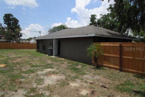 Villa ou maison à vendre à Mulberry, Floride: 3 chambres, 177.16 m2 № 1917107 - photo 2