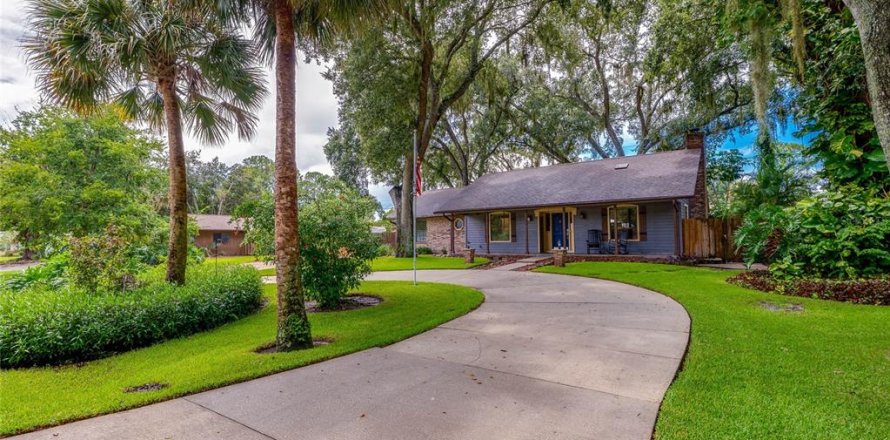 Villa ou maison à Edgewater, Floride 3 chambres, 157.19 m2 № 1898425