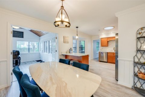 House in Edgewater, Florida 3 bedrooms, 157.19 sq.m. № 1898425 - photo 21