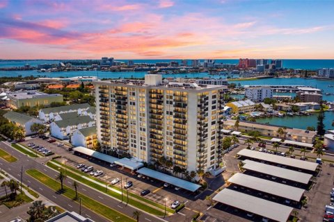 Condo à Clearwater, Floride, 2 chambres  № 2355752