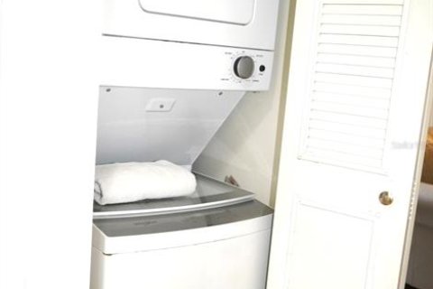 Купить кондоминиум в Палм-Бей, Флорида 5 комнат, 84.91м2, № 2213569 - фото 7