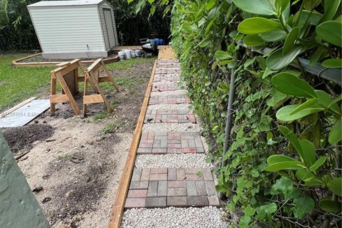 Купить виллу или дом в Саут-Майами, Флорида 3 спальни, 103.49м2, № 1896053 - фото 8