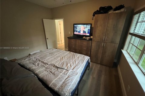 Купить виллу или дом в Саут-Майами, Флорида 3 спальни, 103.49м2, № 1896053 - фото 28