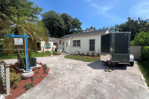 Купить виллу или дом в Саут-Майами, Флорида 3 спальни, 103.49м2, № 1896053 - фото 3