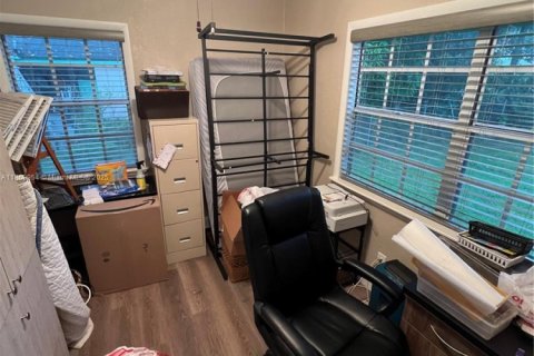 Купить виллу или дом в Саут-Майами, Флорида 3 спальни, 103.49м2, № 1896053 - фото 29