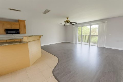 Condominio en venta en Largo, Florida, 3 dormitorios, 141.95 m2 № 2219218 - foto 3
