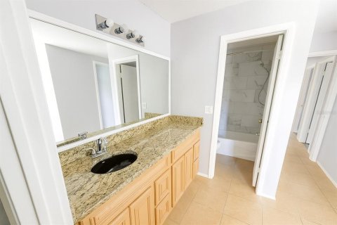 Condominio en venta en Largo, Florida, 3 dormitorios, 141.95 m2 № 2219218 - foto 12