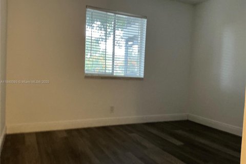 Copropriété à louer à Pompano Beach, Floride: 2 chambres, 100.33 m2 № 1828675 - photo 21
