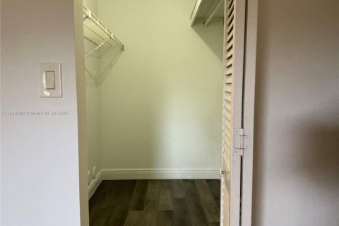 Copropriété à louer à Pompano Beach, Floride: 2 chambres, 100.33 m2 № 1828675 - photo 29