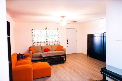 Copropriété à vendre à Casselberry, Floride: 1 chambre, 64.1 m2 № 2104393 - photo 11