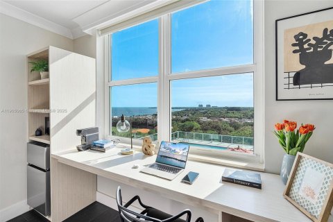 Copropriété à vendre à Miami, Floride: 2 chambres, 102.01 m2 № 1955244 - photo 22