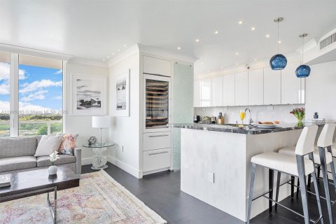 Copropriété à vendre à Miami, Floride: 2 chambres, 102.01 m2 № 1955244 - photo 20