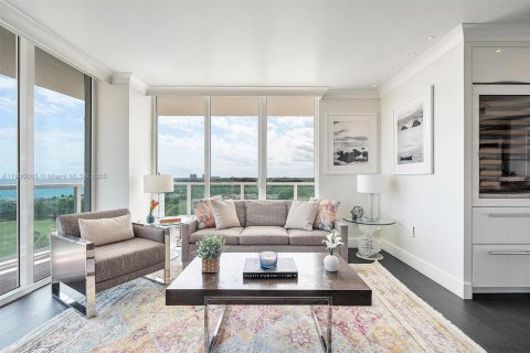 Copropriété à vendre à Miami, Floride: 2 chambres, 102.01 m2 № 1955244 - photo 13