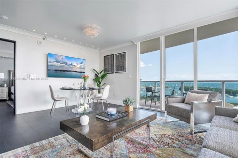 Copropriété à vendre à Miami, Floride: 2 chambres, 102.01 m2 № 1955244 - photo 25