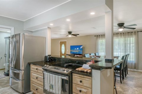Villa ou maison à vendre à Sarasota, Floride: 4 chambres, 239.69 m2 № 2111678 - photo 17