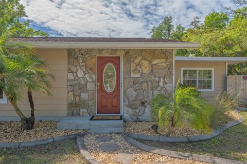 Villa ou maison à vendre à Sarasota, Floride: 4 chambres, 239.69 m2 № 2111678 - photo 4