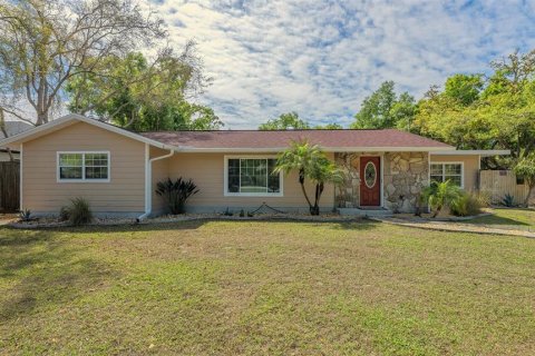 Villa ou maison à vendre à Sarasota, Floride: 4 chambres, 239.69 m2 № 2111678 - photo 2
