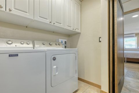Villa ou maison à vendre à Sarasota, Floride: 4 chambres, 239.69 m2 № 2111678 - photo 27