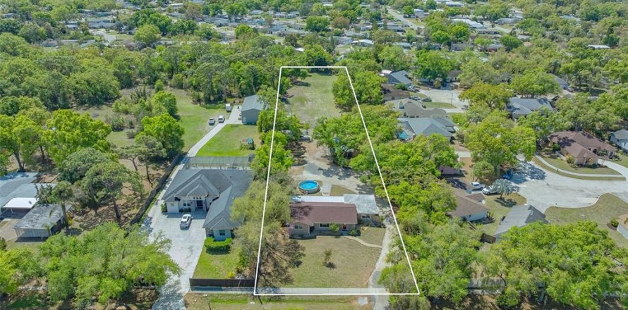 Villa ou maison à Sarasota, Floride 4 chambres, 239.69 m2 № 2111678