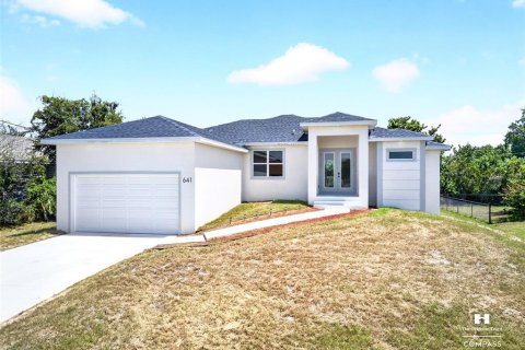 Villa ou maison à Punta Gorda, Floride 4 chambres, 177.91 m2 № 2094630