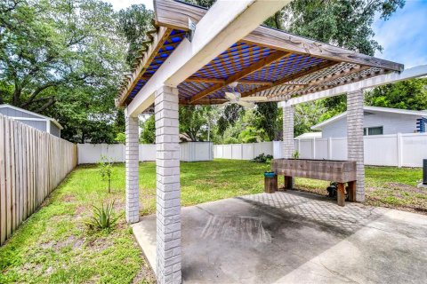 Casa en alquiler en Saint Petersburg, Florida, 2 dormitorios, 90.58 m2 № 2283731 - foto 27