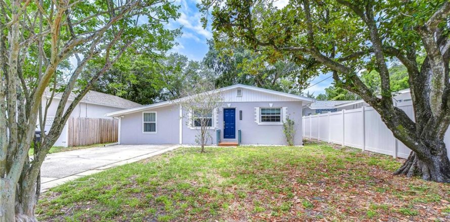 Casa en Saint Petersburg, Florida 2 dormitorios, 90.58 m2 № 2283731