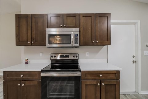 Casa en alquiler en Deltona, Florida, 3 dormitorios, 129.69 m2 № 1690606 - foto 6