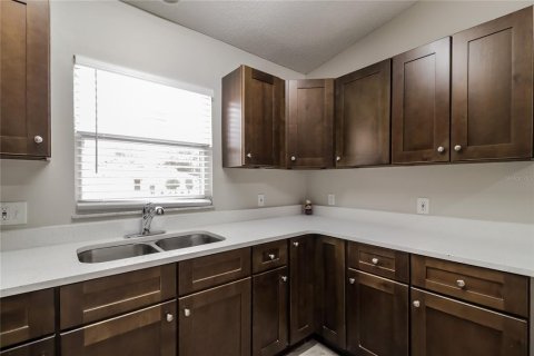 Casa en alquiler en Deltona, Florida, 3 dormitorios, 129.69 m2 № 1690606 - foto 7