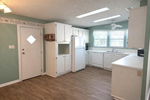 Apartment in Leesburg, Florida 2 bedrooms, 124.86 sq.m. № 2393845 - photo 10