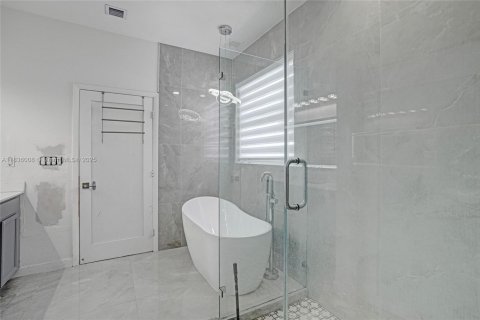 House in Homestead, Florida 3 bedrooms, 156.54 sq.m. № 1819685 - photo 28